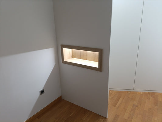 Dormitorio juvenil a medida en Almería con armario rinconero y escritorio