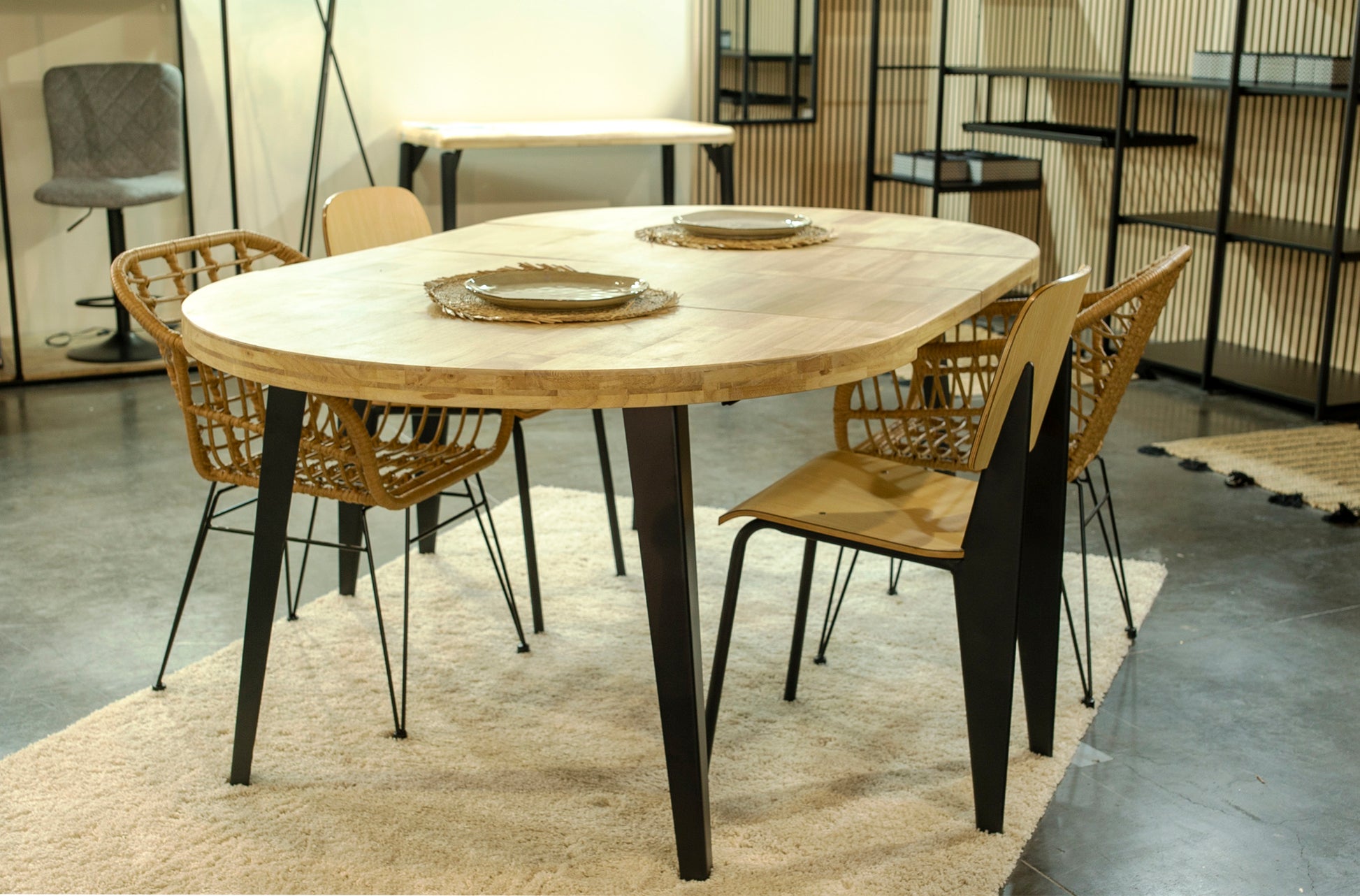 MESA DE COMEDOR REDONDA EXTENSIBLE BERG 120 image 10