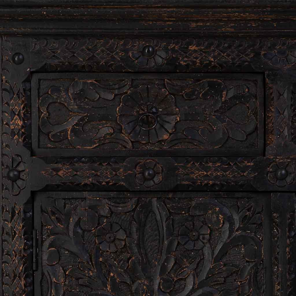 APARADOR DALIAN BLACK ARTESANAL 3 CAJONES Y 3 PUERTAS image 5