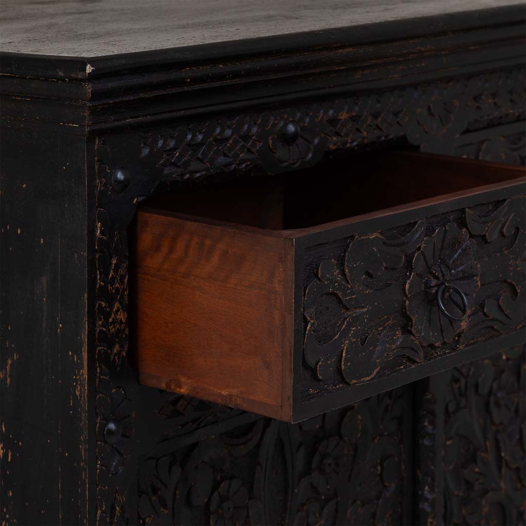 APARADOR DALIAN BLACK ARTESANAL 3 CAJONES Y 3 PUERTAS image 3