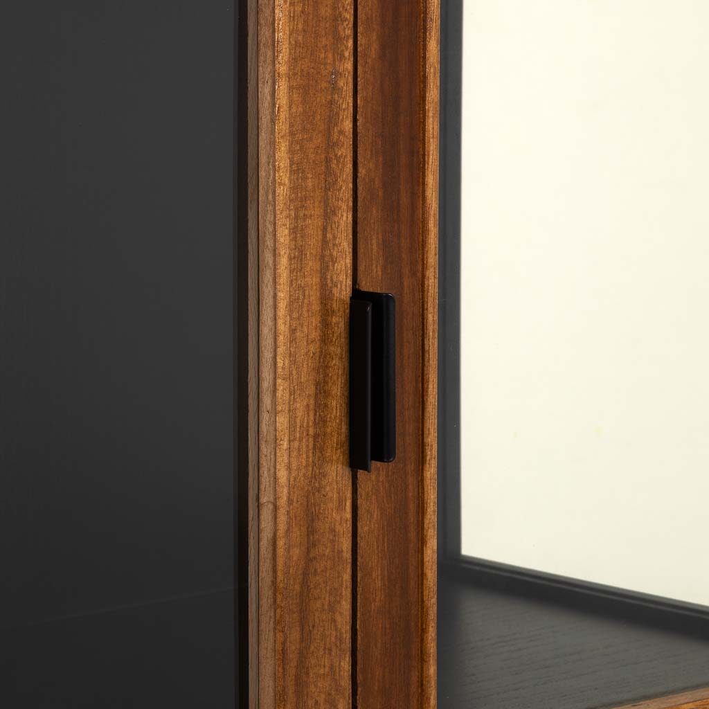 VITRINA TAKI DE MADERA RECUPERADA NEGRA CON COSTADO DE VITRINA image 7