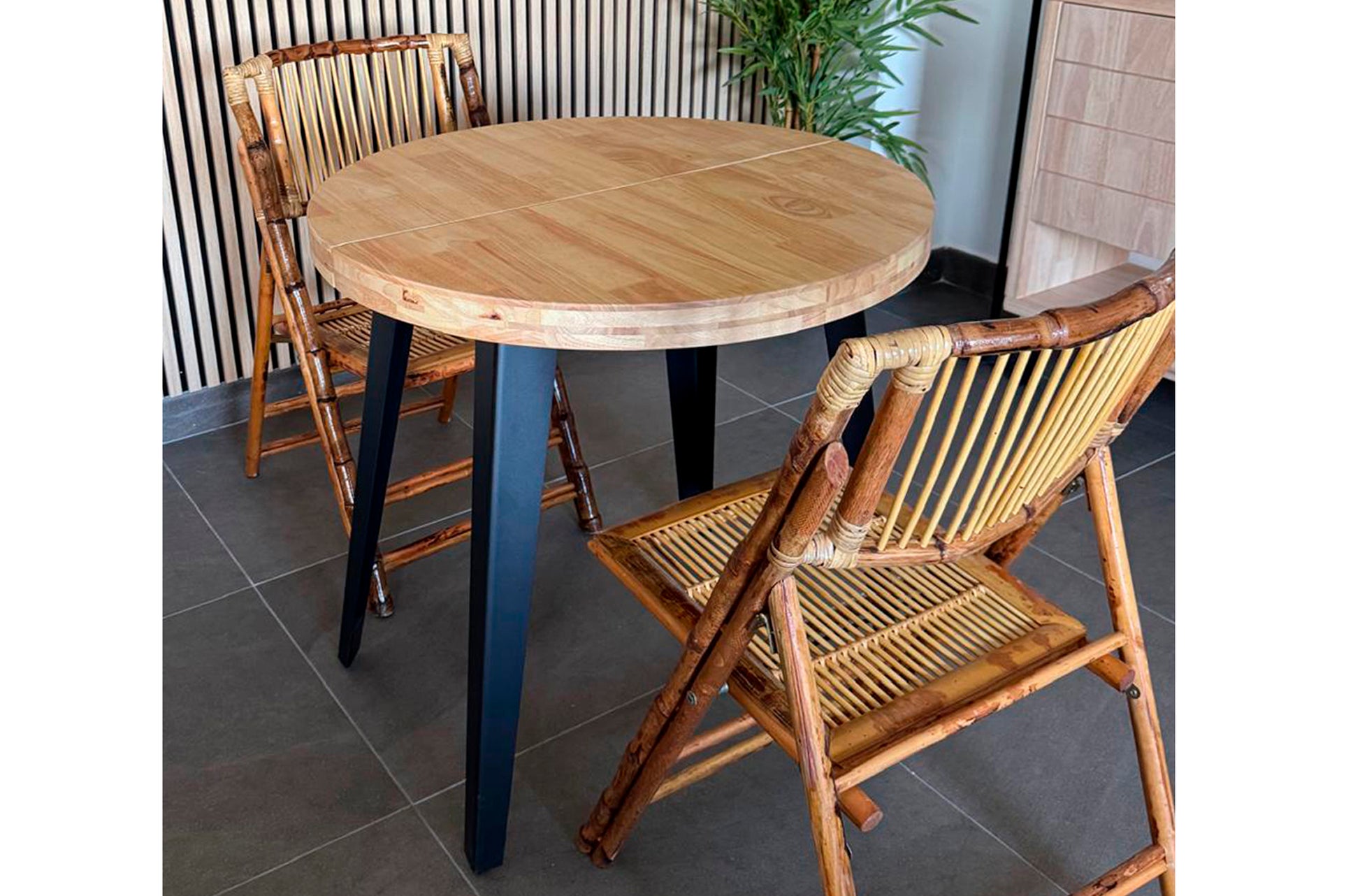 MESA DE COMEDOR REDONDA EXTENSIBLE BERG 80 image 0