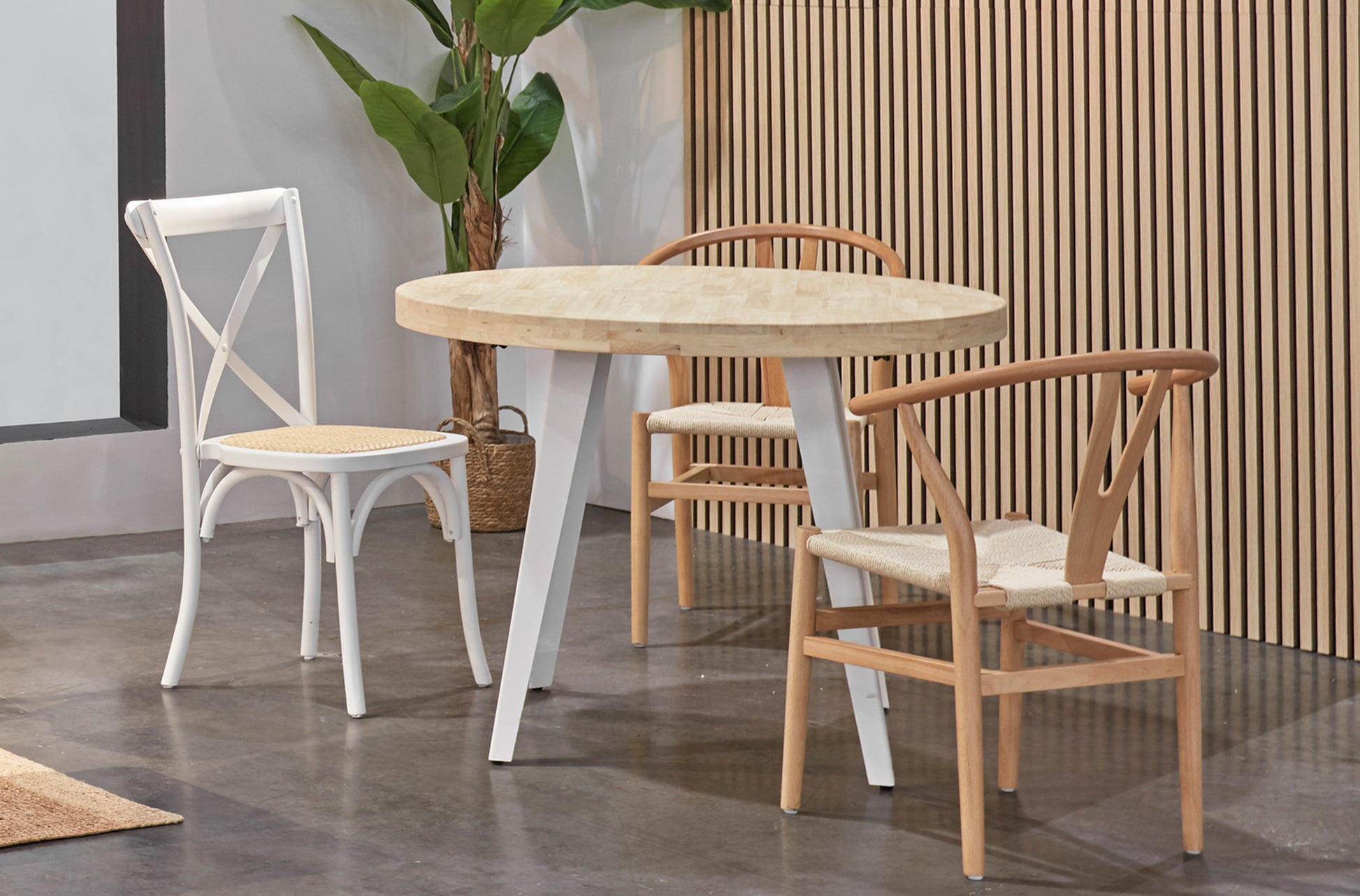 Mesa de Comedor Redonda Fija BERG image 5