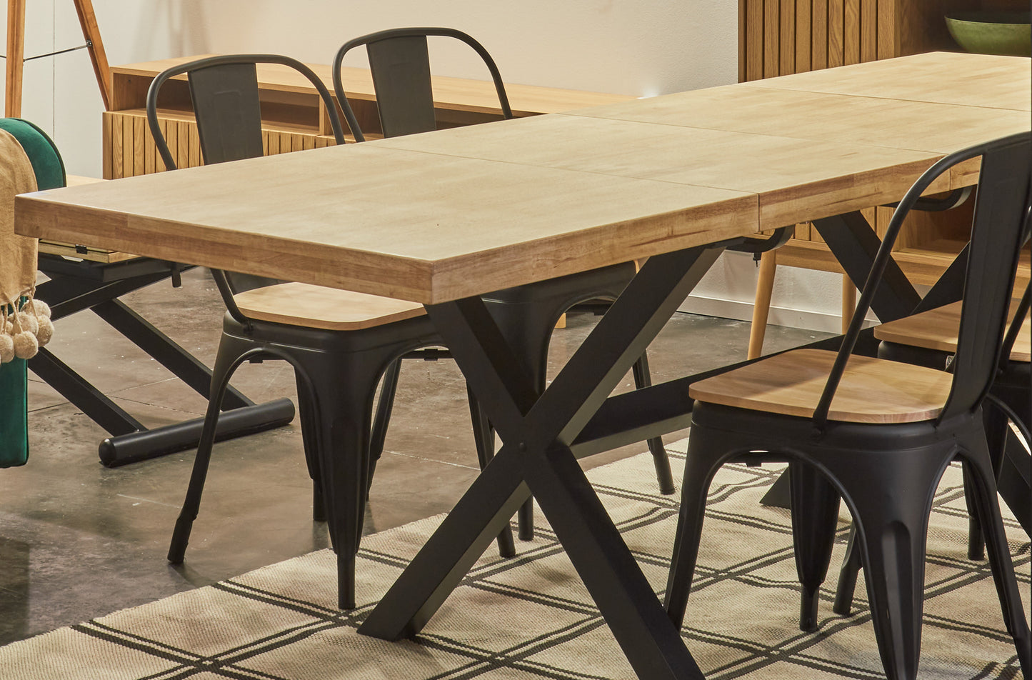 MESA DE COMEDOR EXTENSIBLE X-LOFT image 1