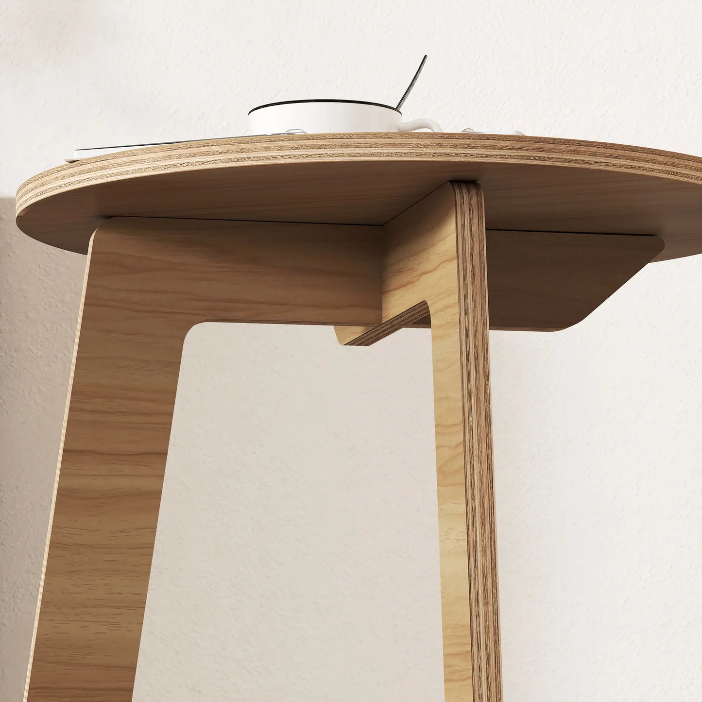 ☕ Mesa Auxiliar FLOW C – Diseño en C 50 cm