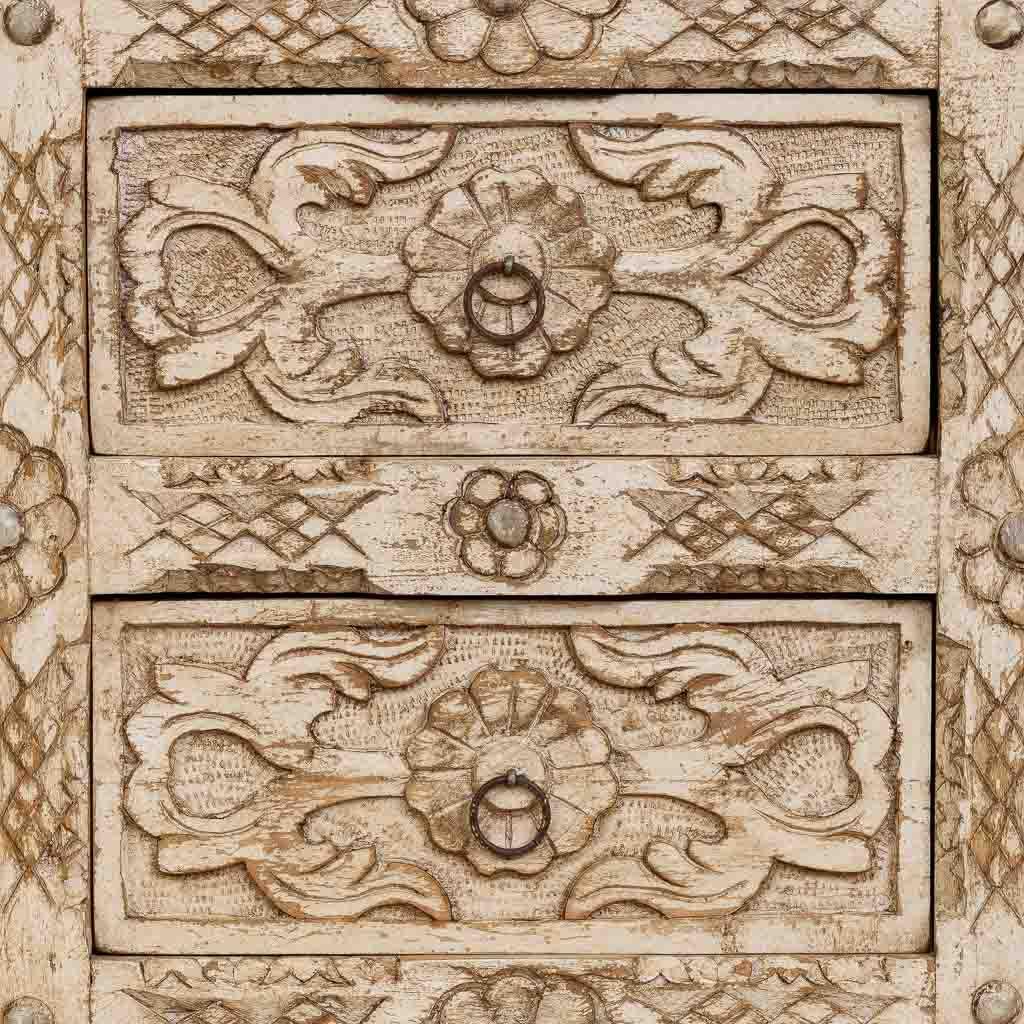 MESITA DALIAN ARTESANAL BEIGE DE MADERA CON 2 CAJONES image 4