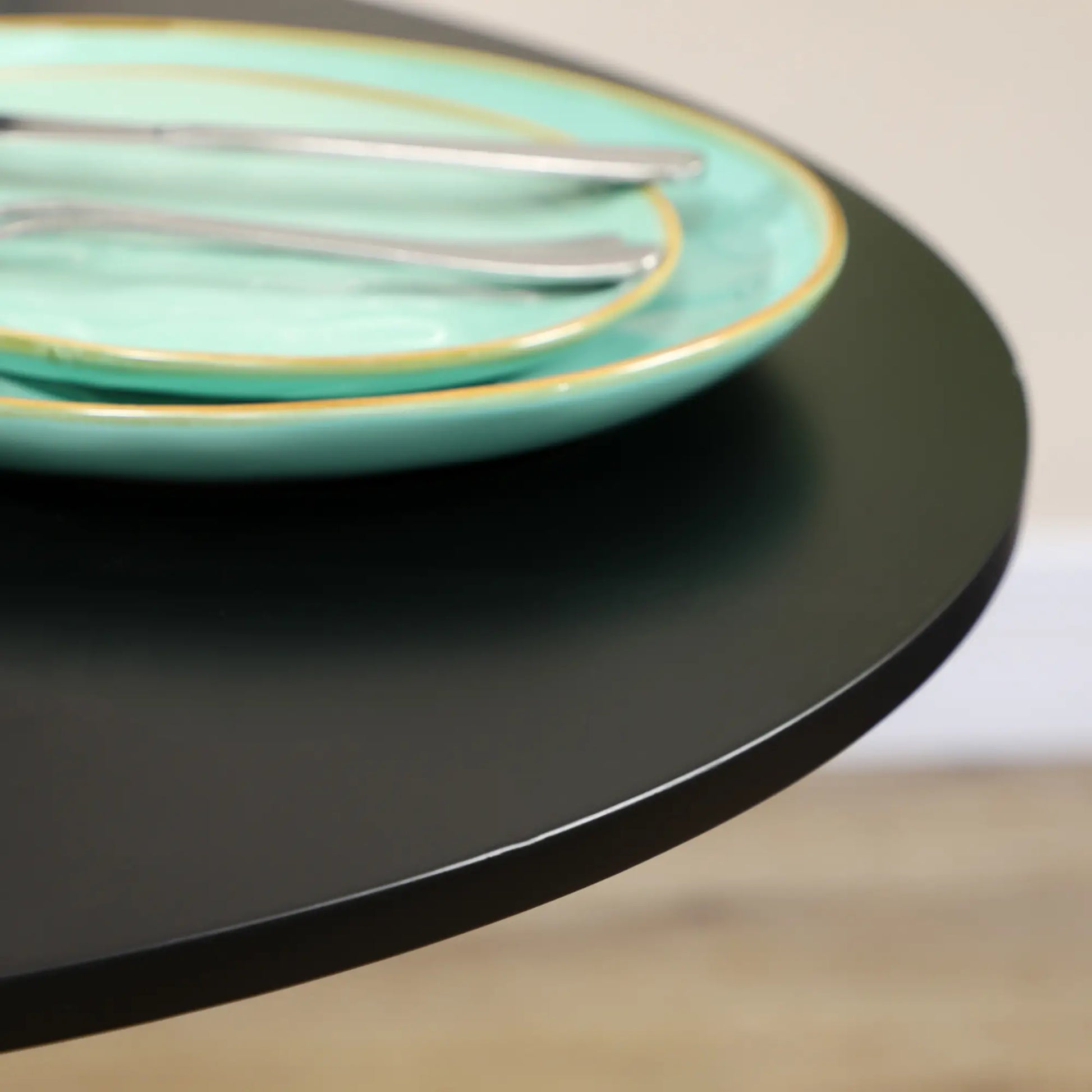 MESA DE COMEDOR REDONDA 80 CM BLANCA O NEGRA – MODELO NÁPOLES image 4
